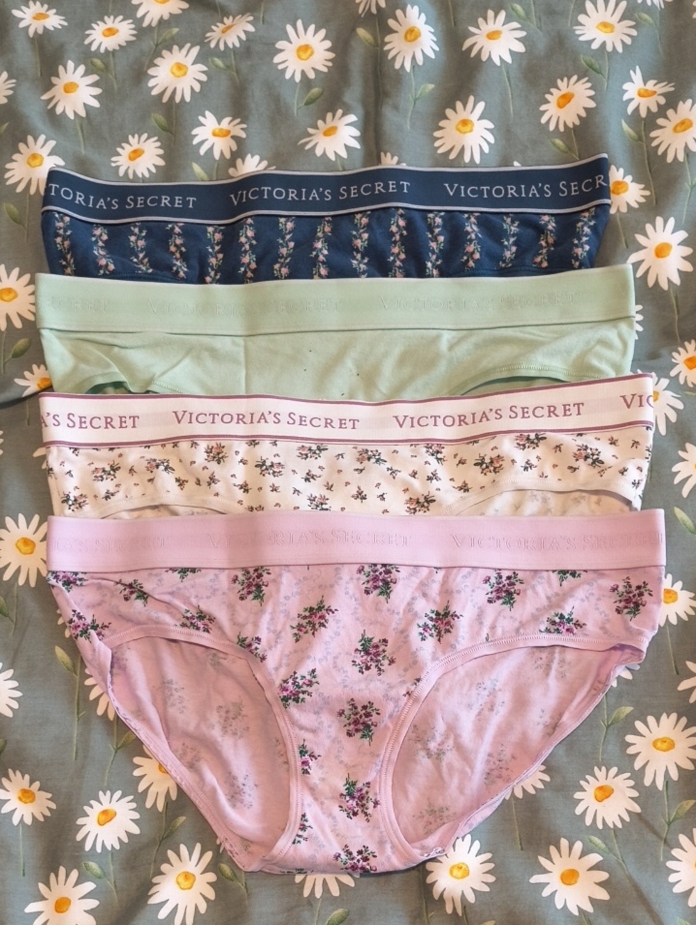 Victoria's Secret 4-Pack Hip-huggers